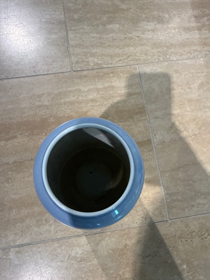 Vase m. En gård