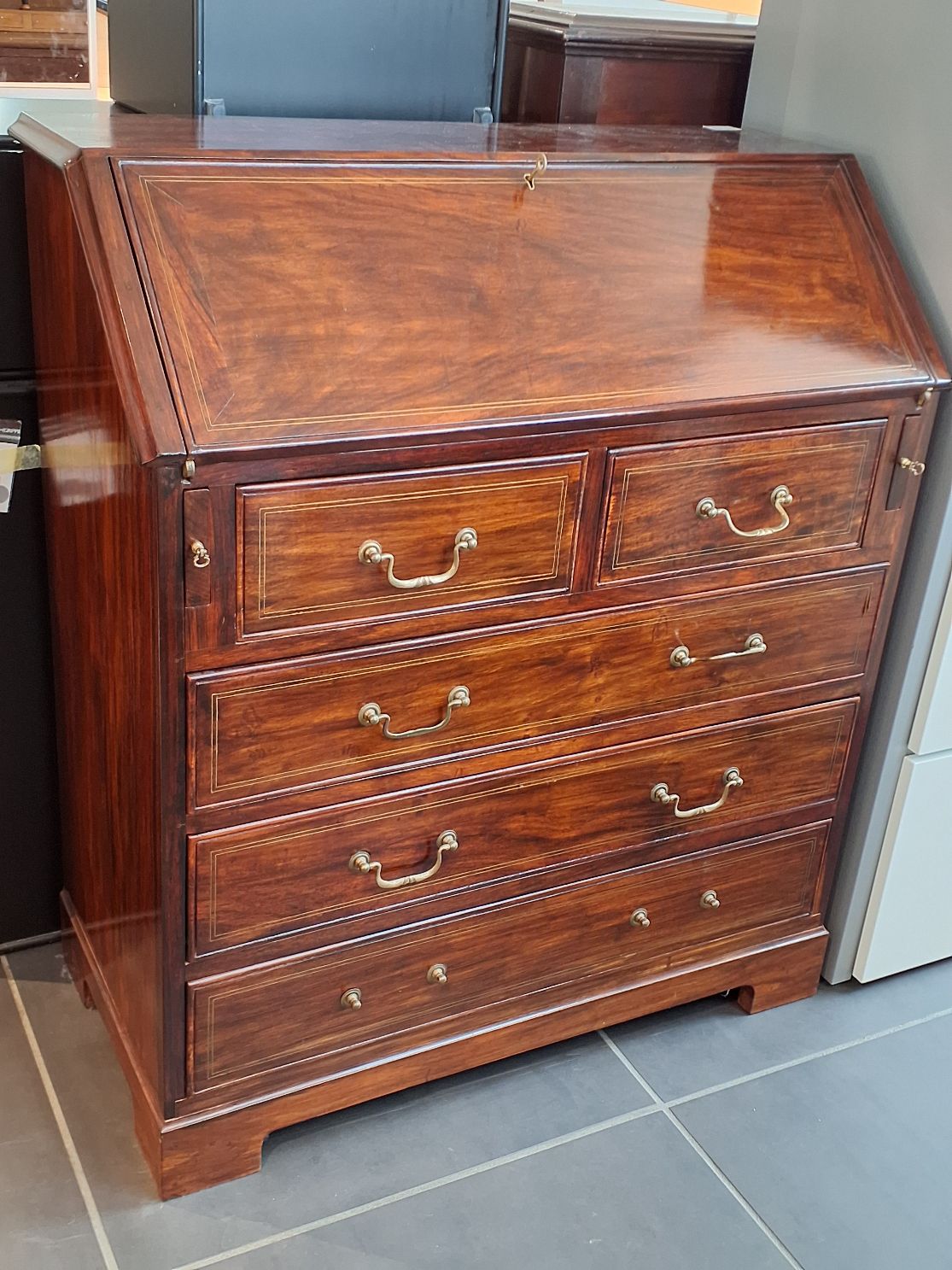 Sekretær fra Rosewood Gallery