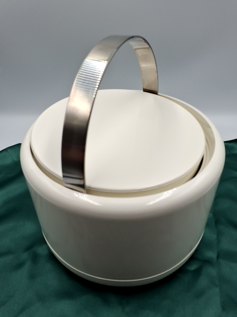 Stelton isspand