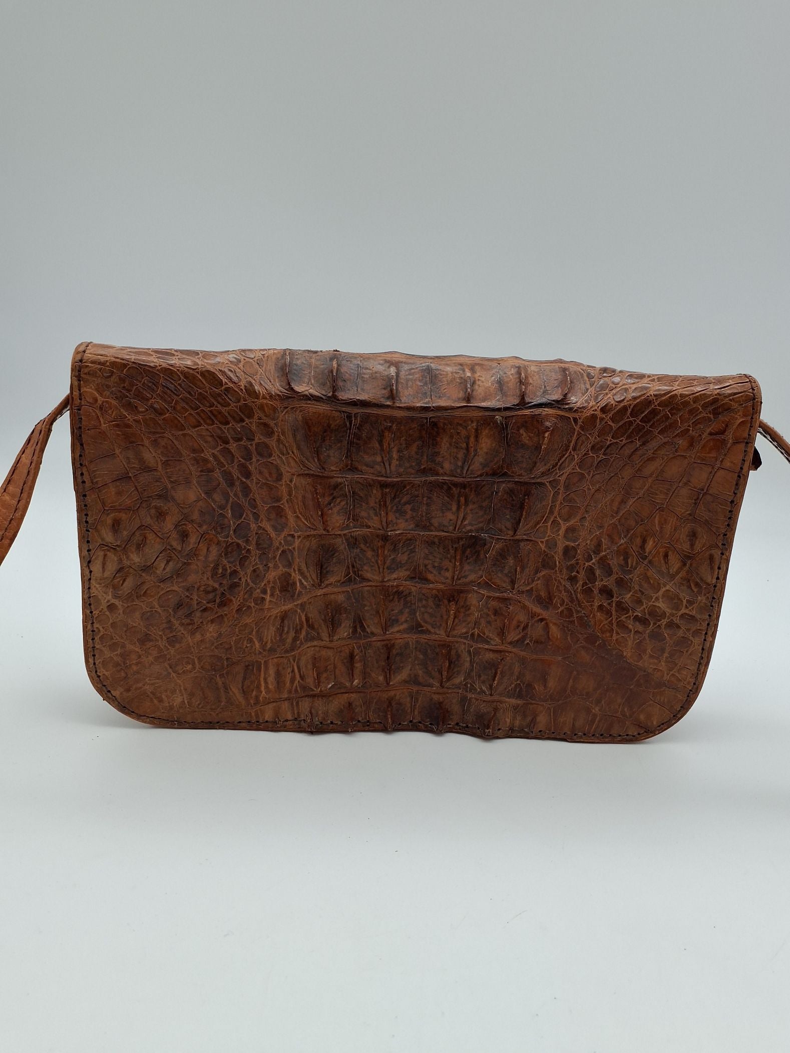 Vintage skuldertaske i krokodilleskind (Hornback)