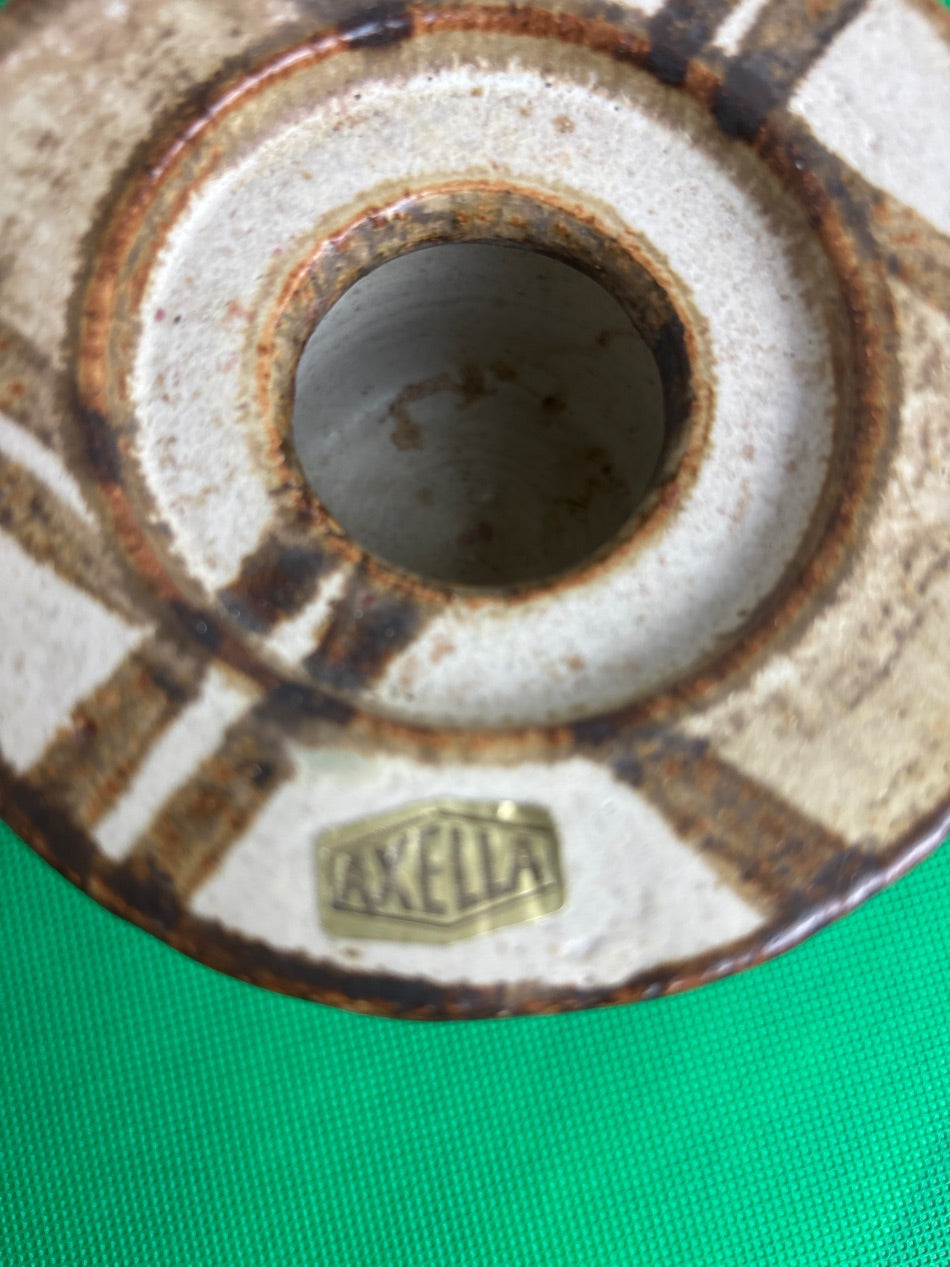 Axella Vase