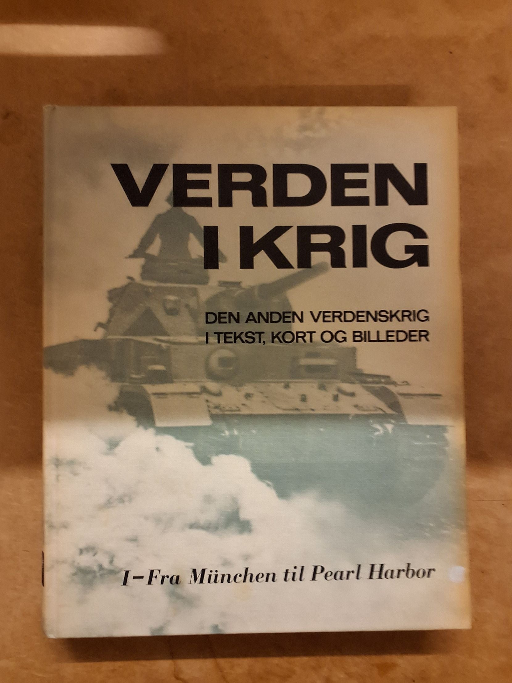 Verden i krig, Det Bedste, 3 bind