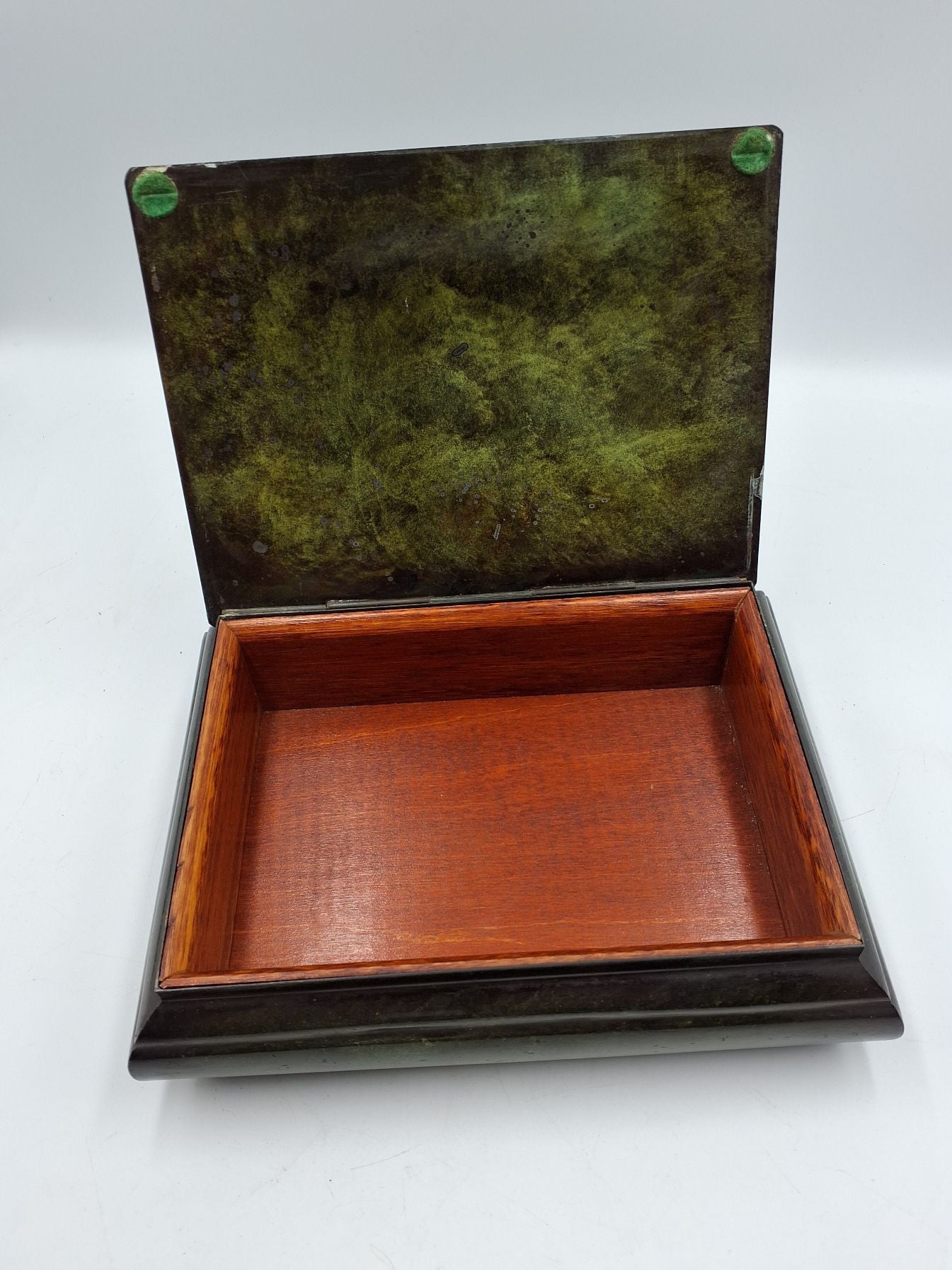 Bronce smykkeskrin