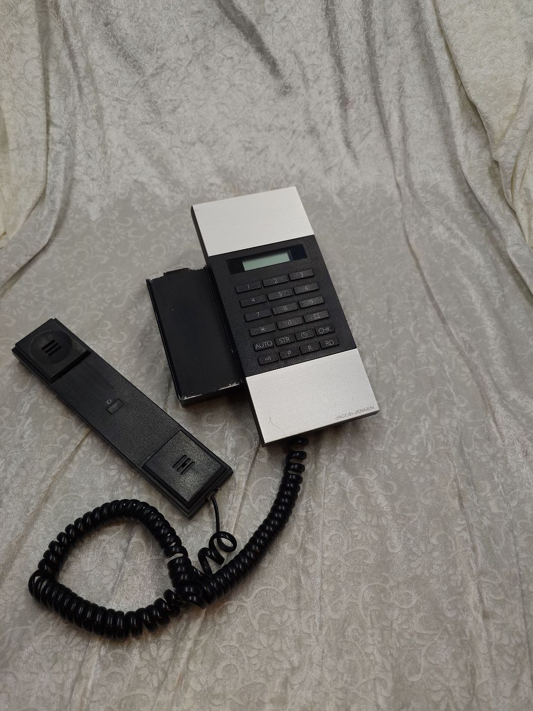 Jacob Jensen telefon