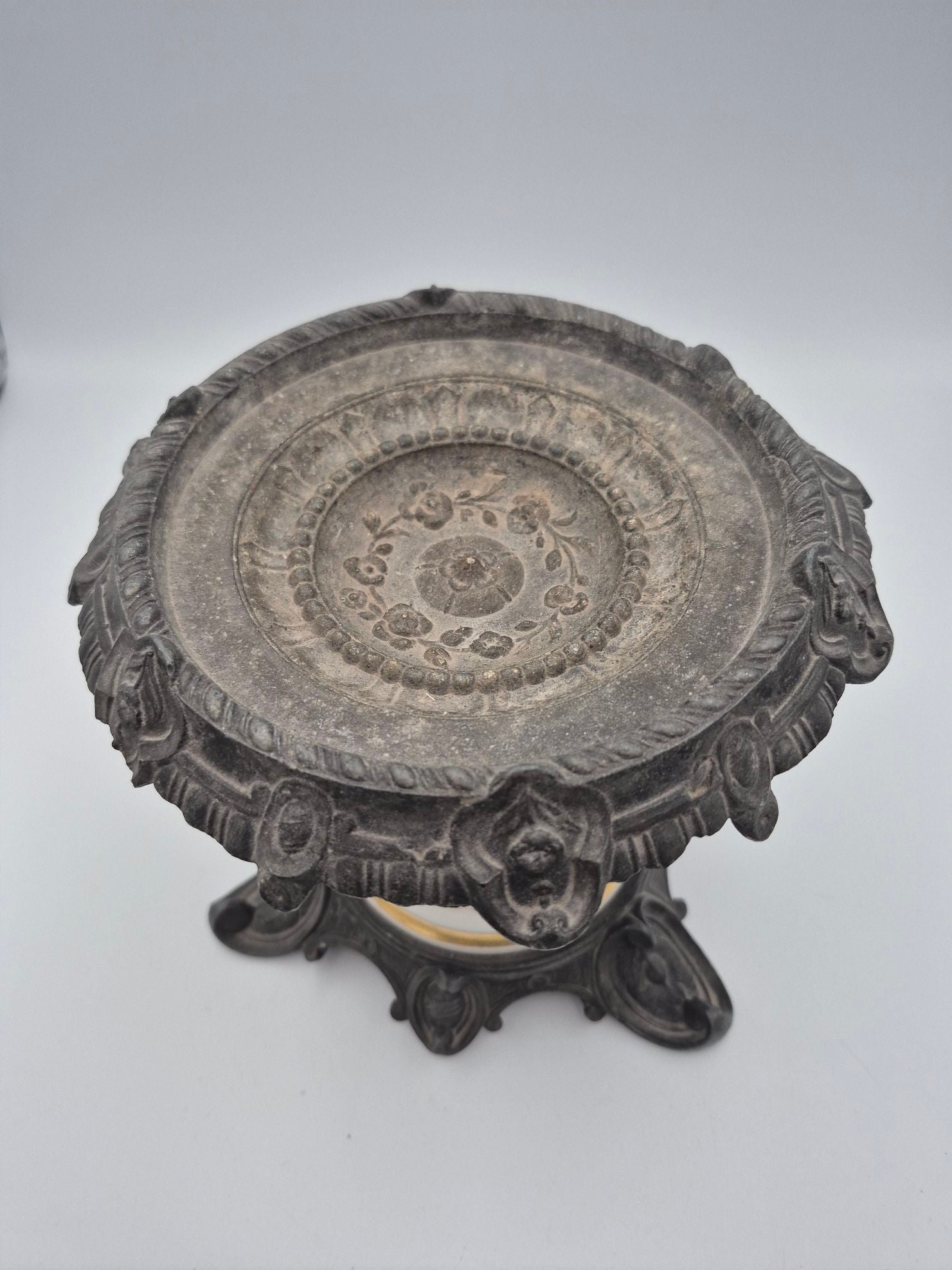 Art Nouveau Piedestal
