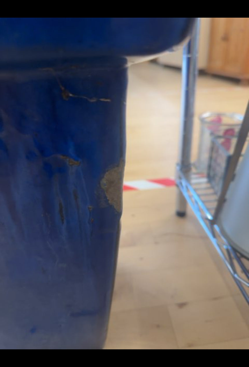 Stor krukke til udendørs brug