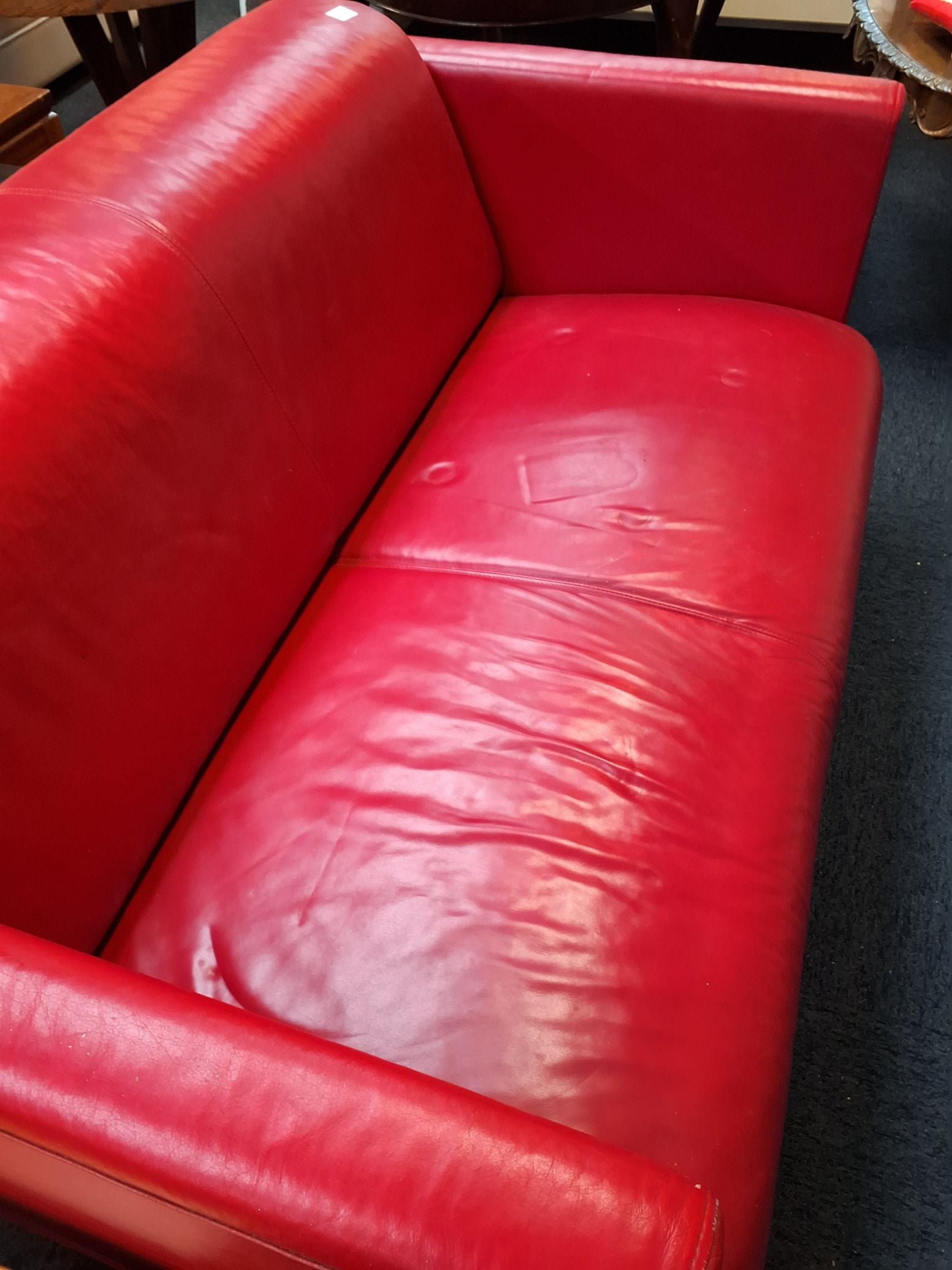 Rød lædersofa