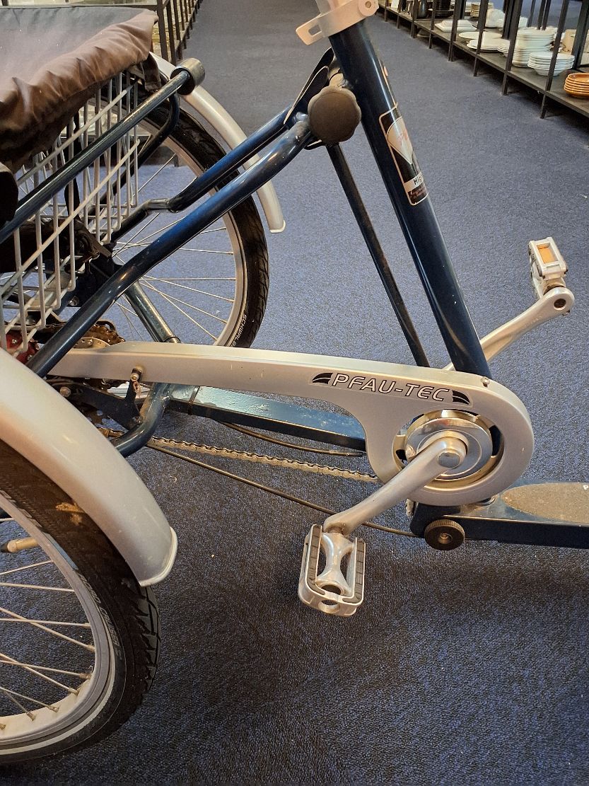 3-hjulet cykel m. bagagekurv