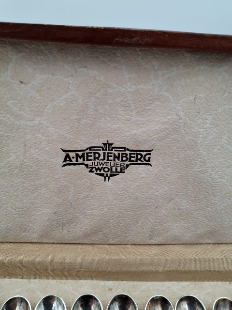 A. Merjenberg bestik