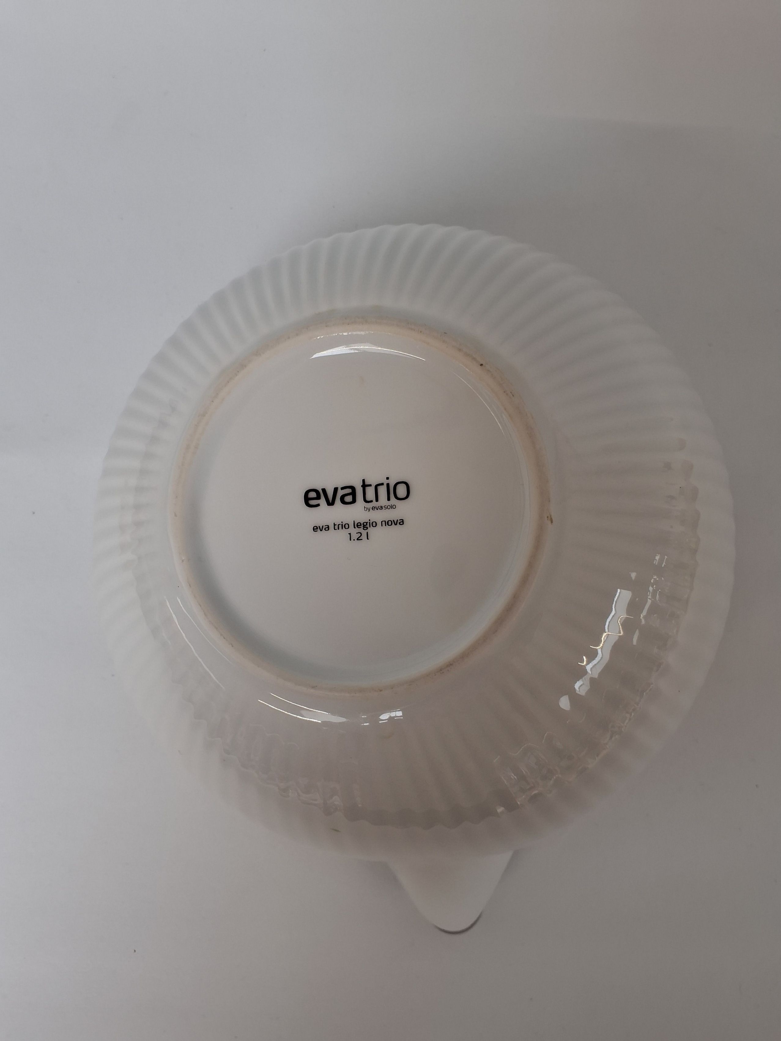 Eva trio tekande