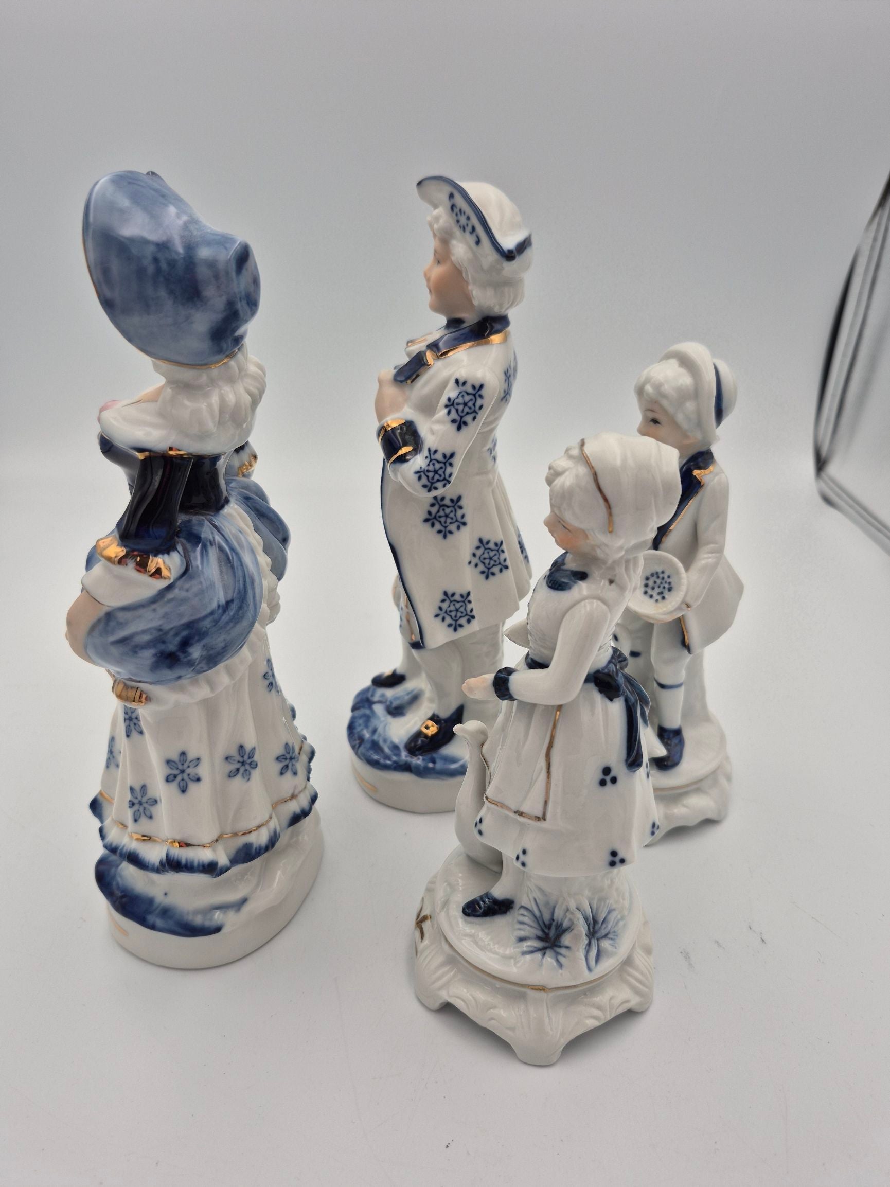 Porcelænsfigur 4 stk.