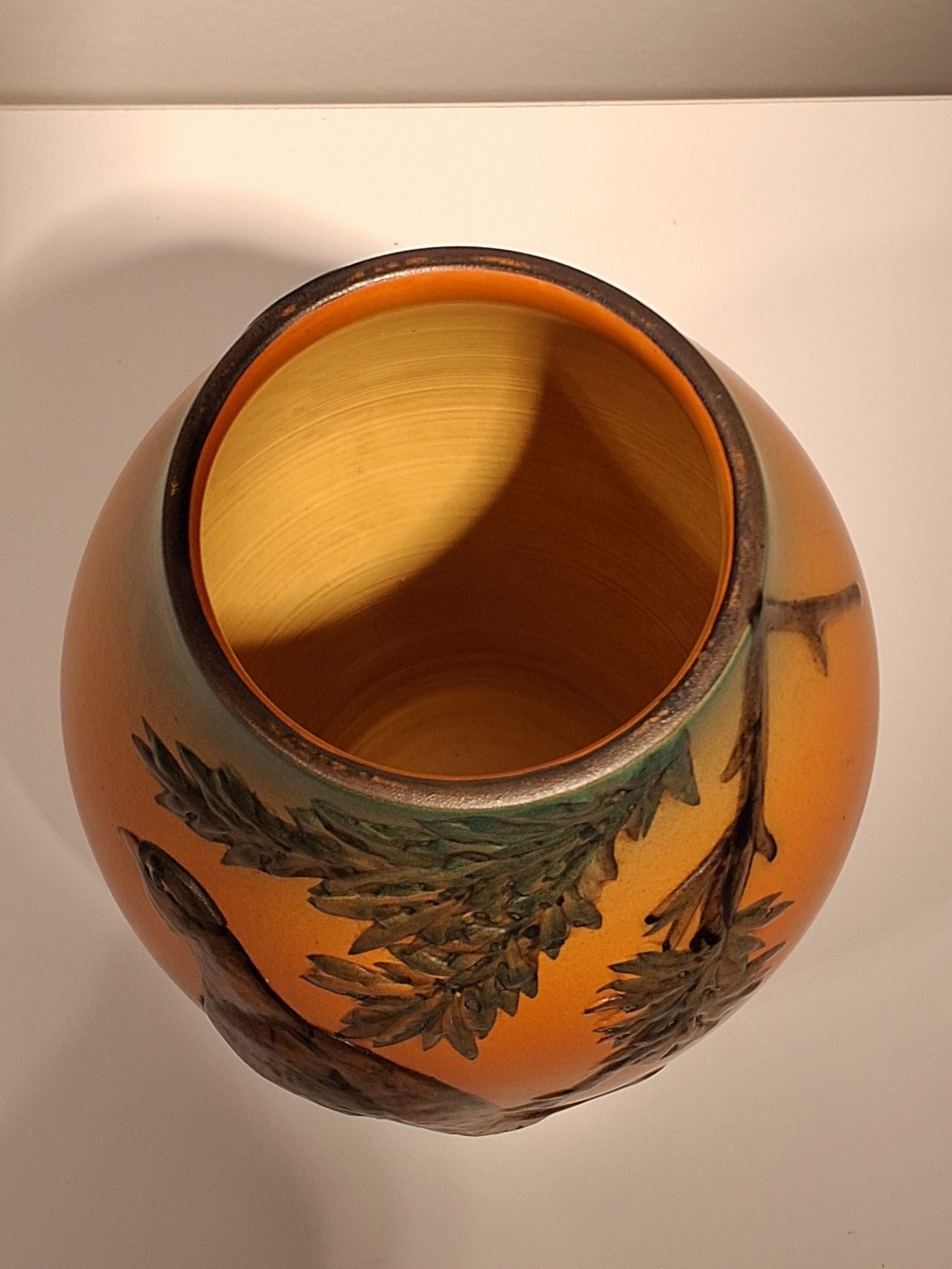 Ibsen vase med fuglemotiv.