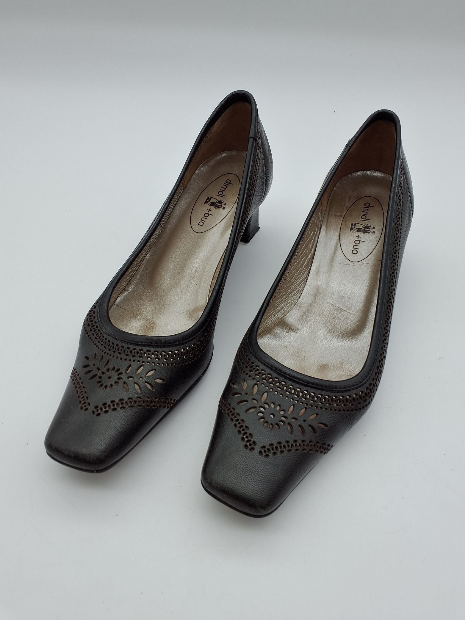 Dirndl + bua Pumps