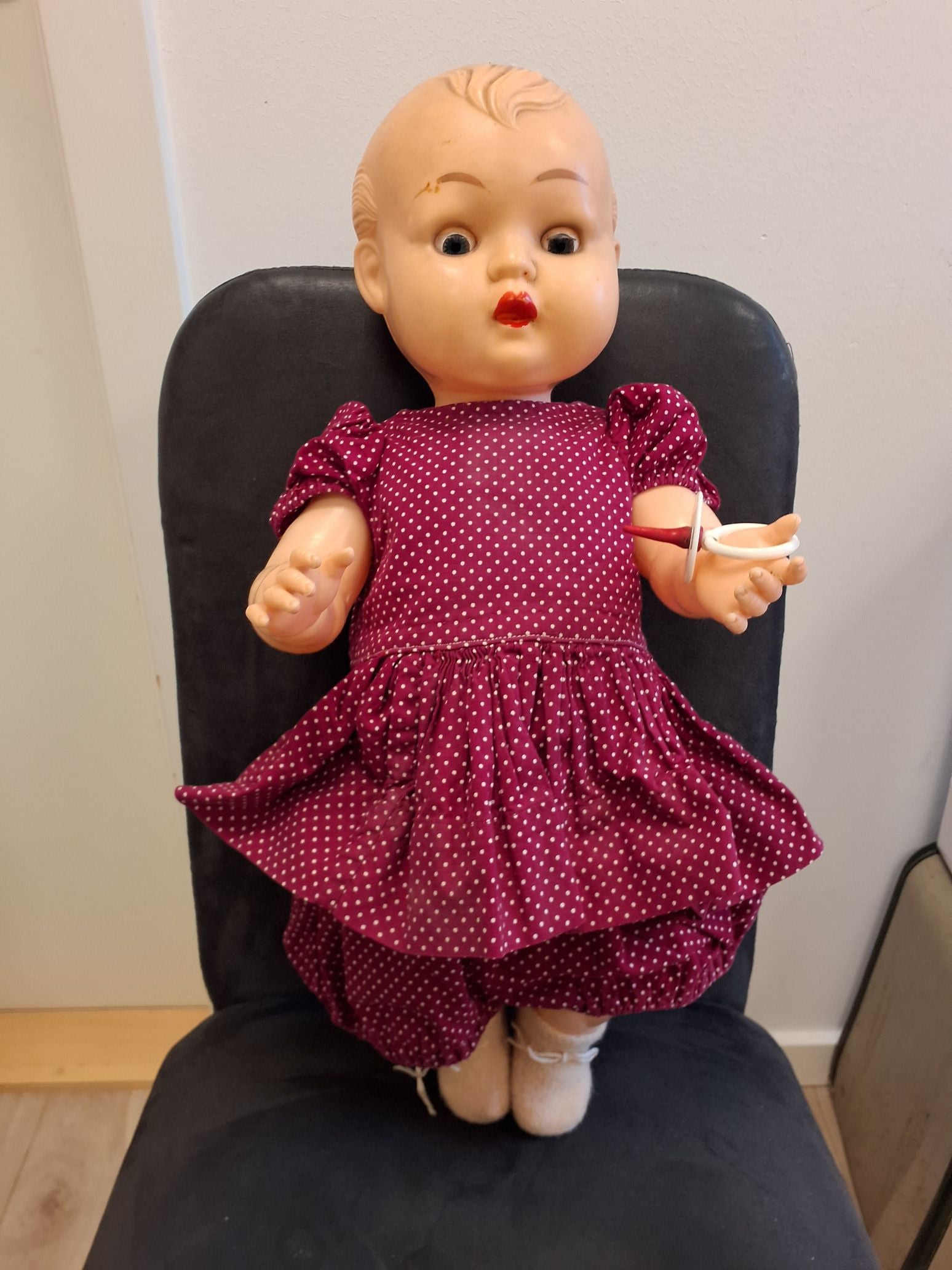 Dukke af ældre model.