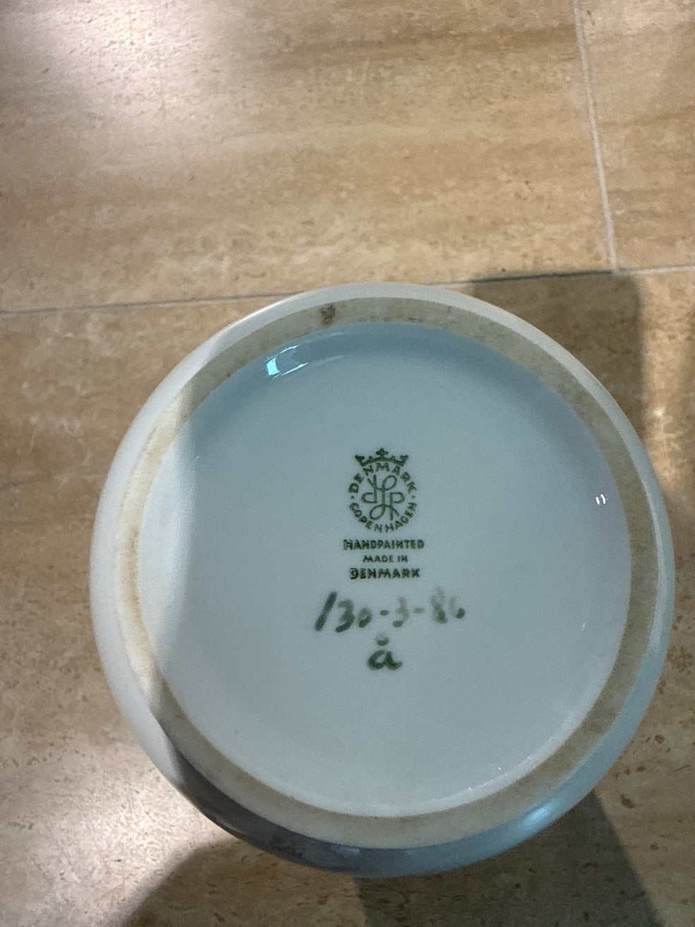 Vase m. En gård