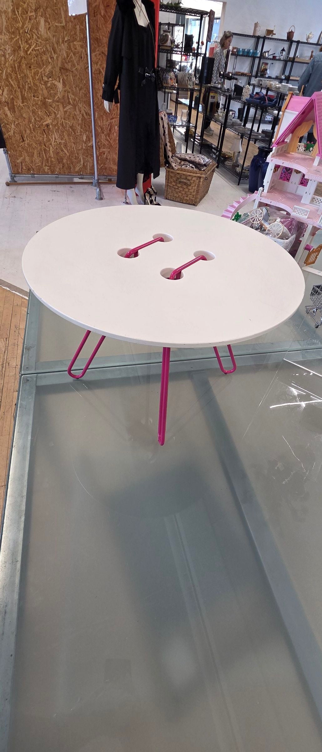 CASAMANIA / Twine Table