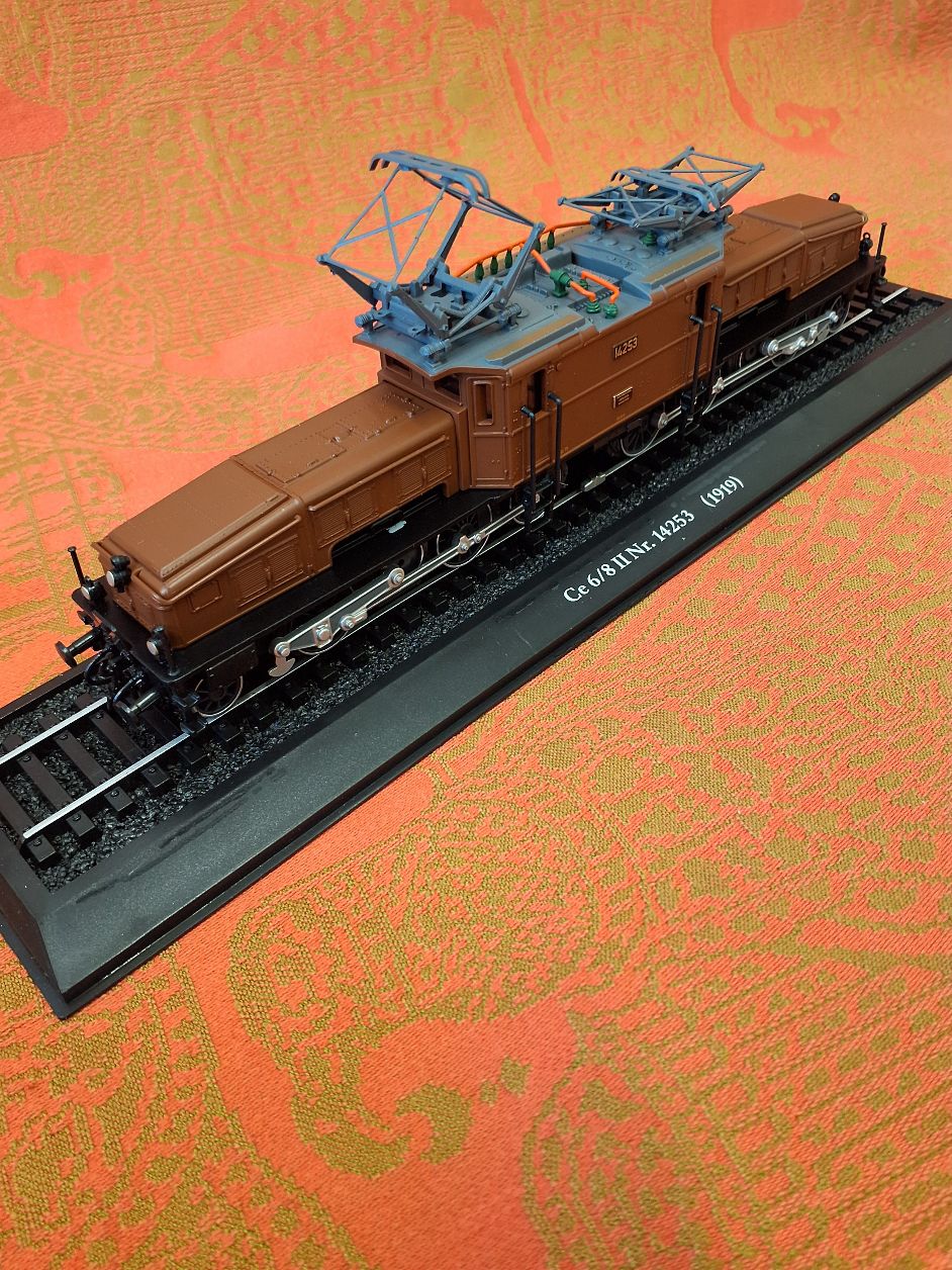 Edition Atlas - model af tog