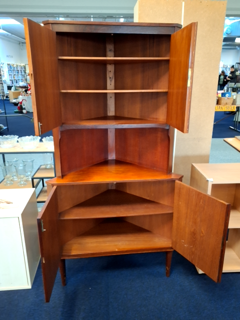 Teak, hjørneskab