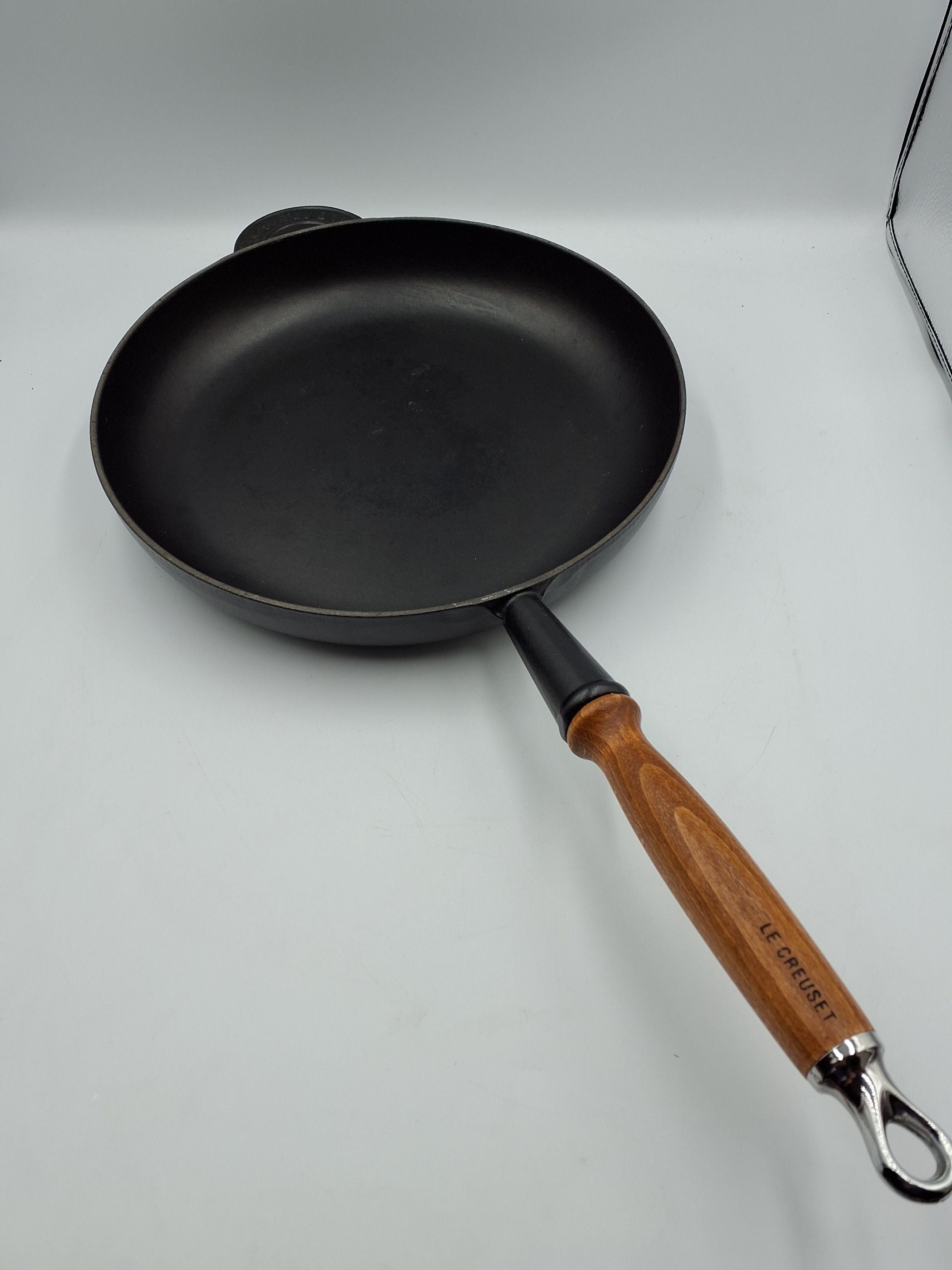 Le Creuset pande