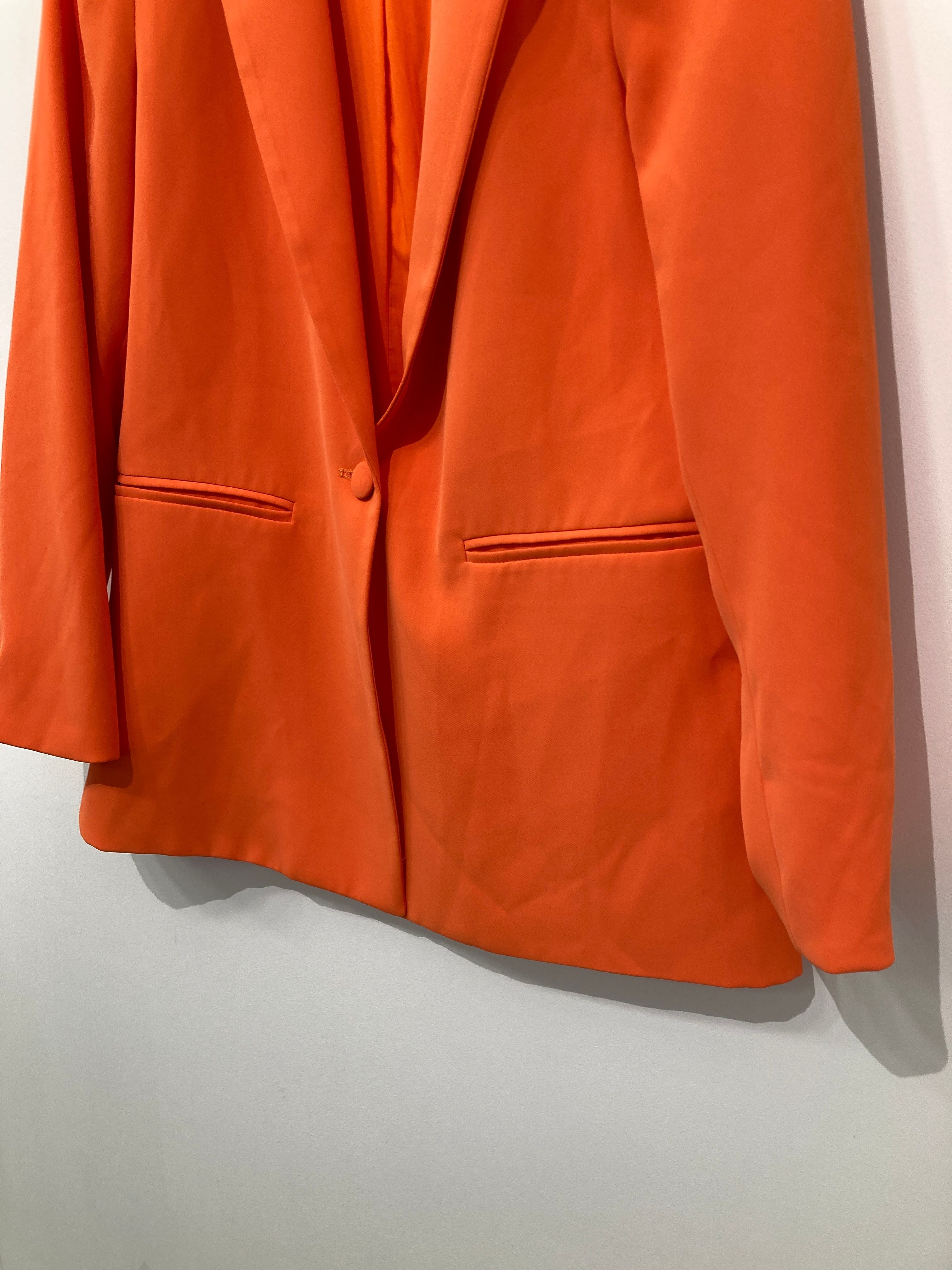 Neo Noir Blazer
