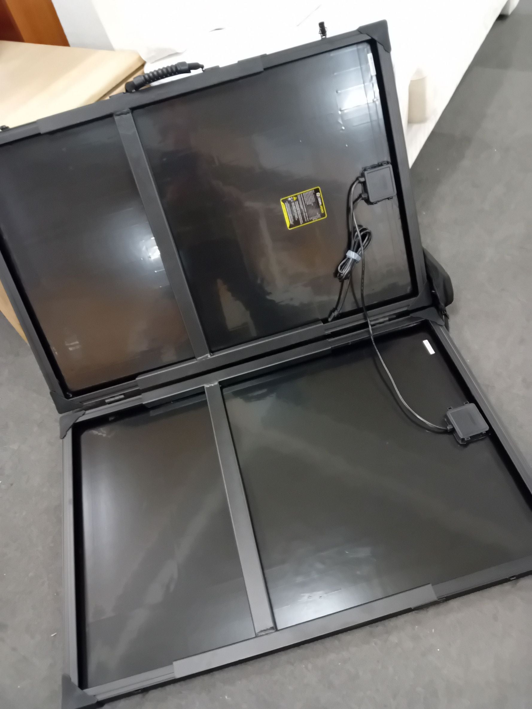 Solpanel i transportpose.