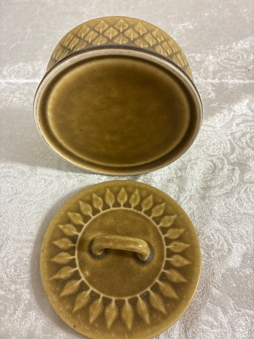 Relief marmeladekrukke