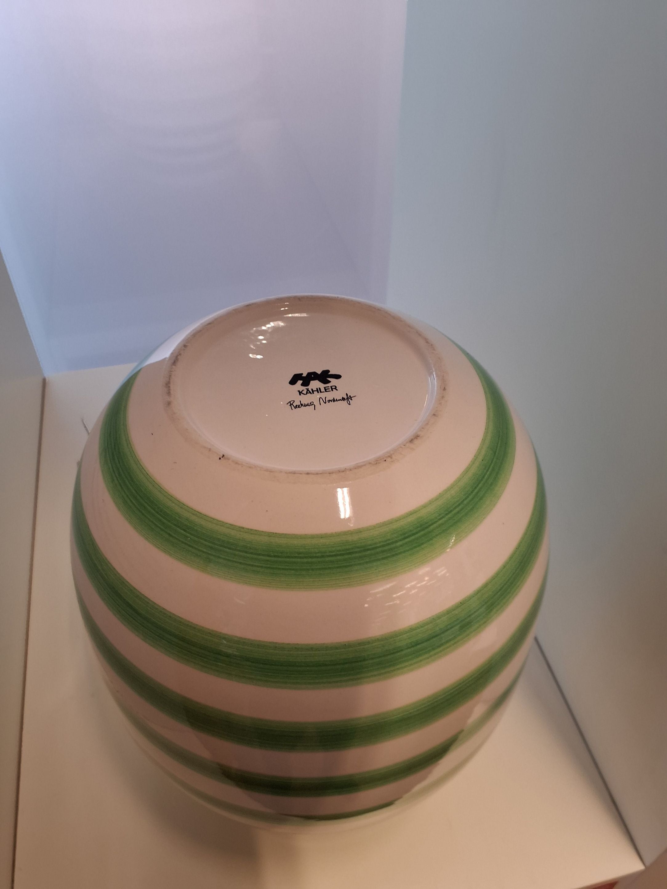 Kahler vase