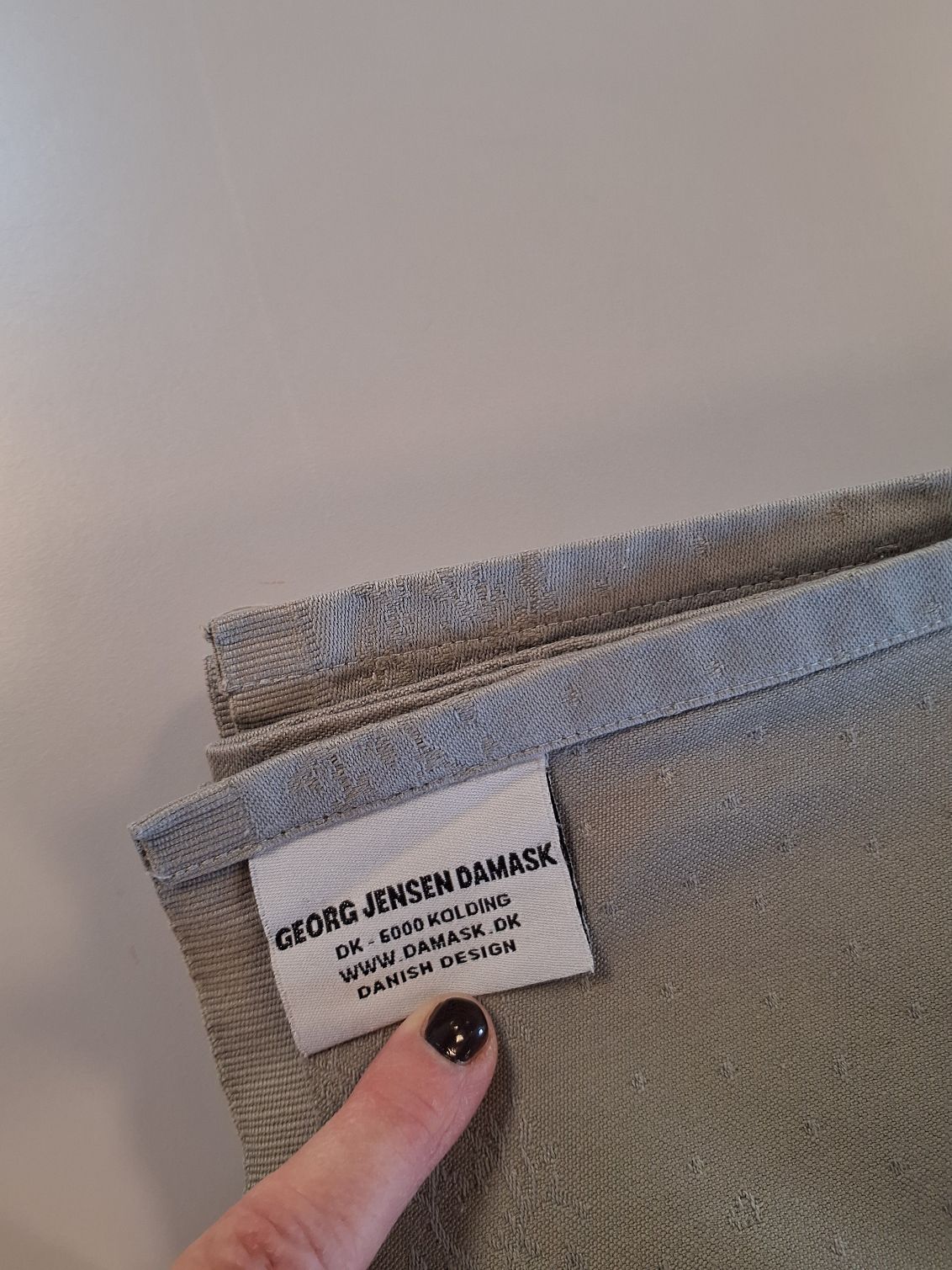Georg Jensen Damask dug - Vinterrose - i grønlig nuancer