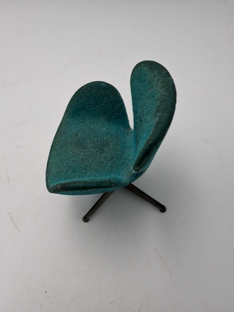 Miniature stol, Svanen af Arne Jacobsen