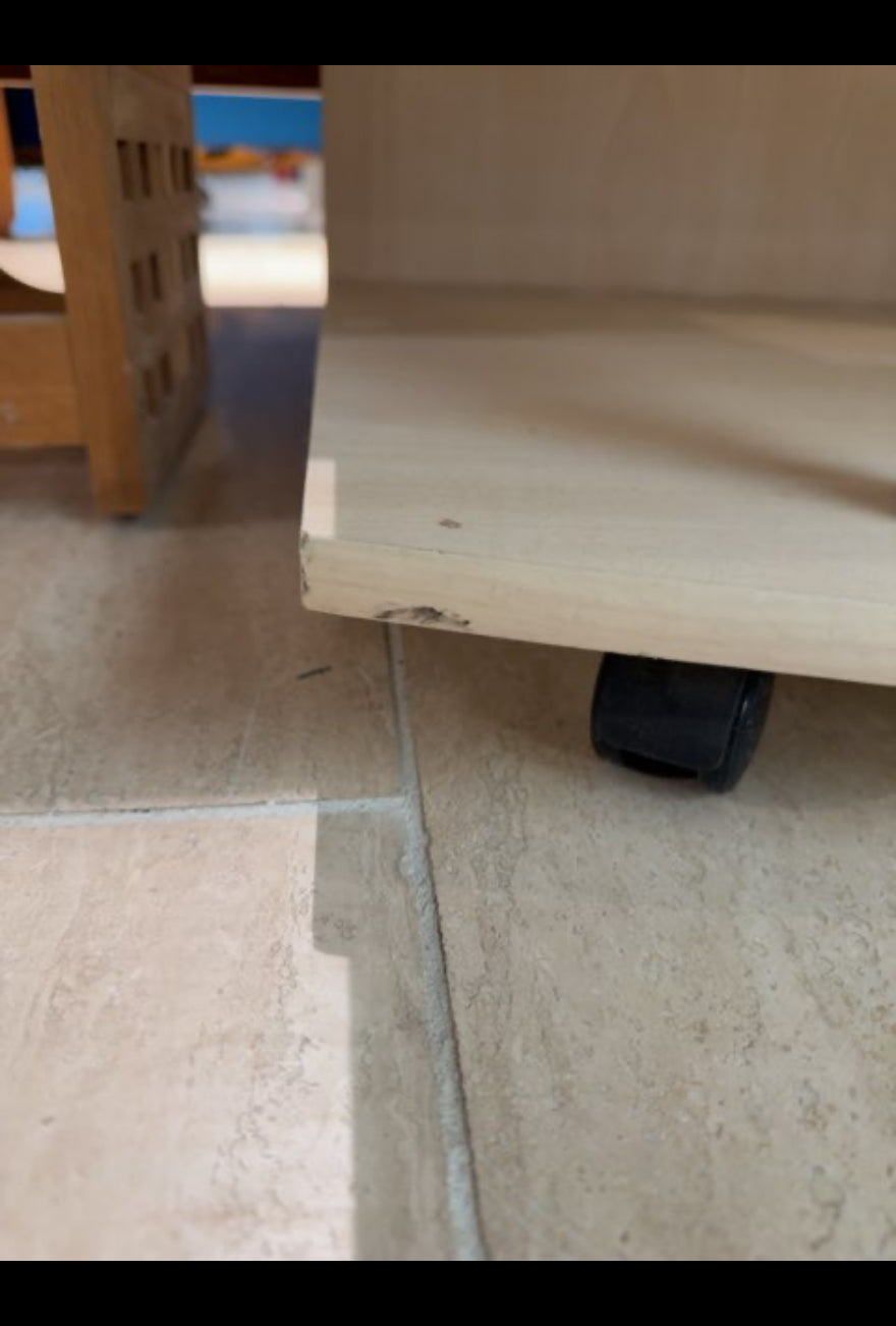 TV bord i lys trælook