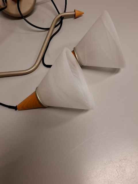 Loftlampe med 2 pendel