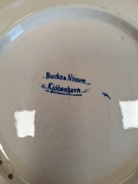 Platte Bucka & Nissen