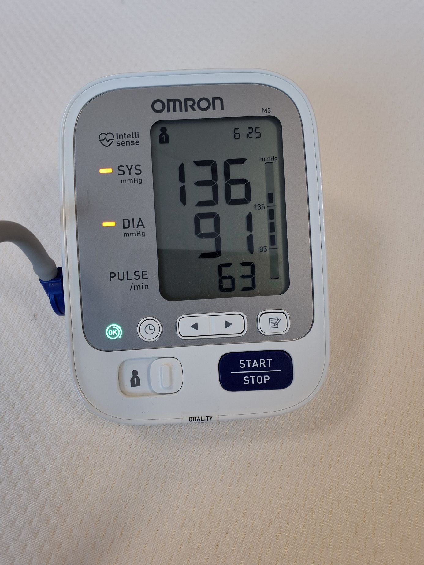 OMRON M3 Blodtryksmåler