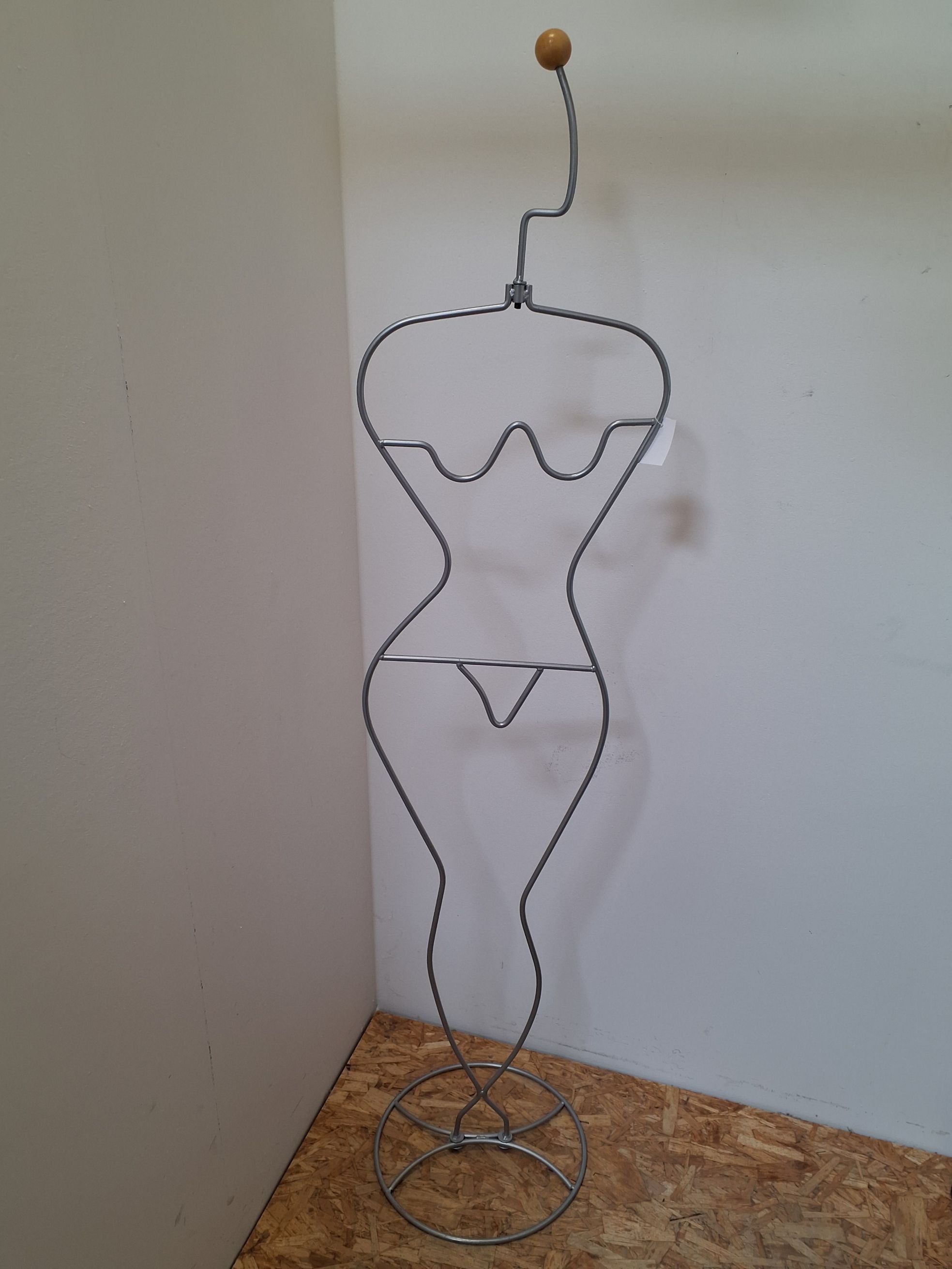 Stål gine mannequin body woman
