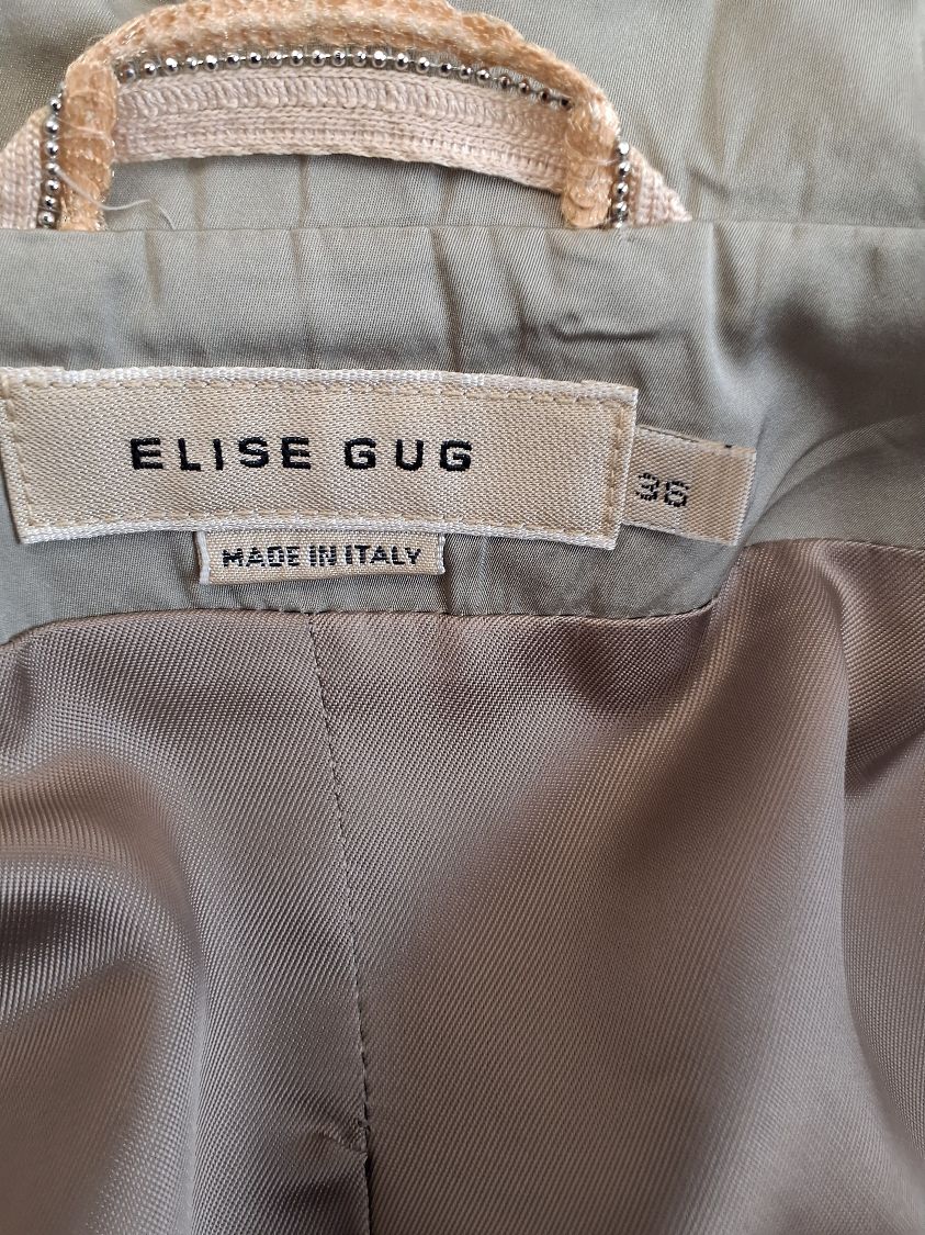Elise Gug Trenchcoat