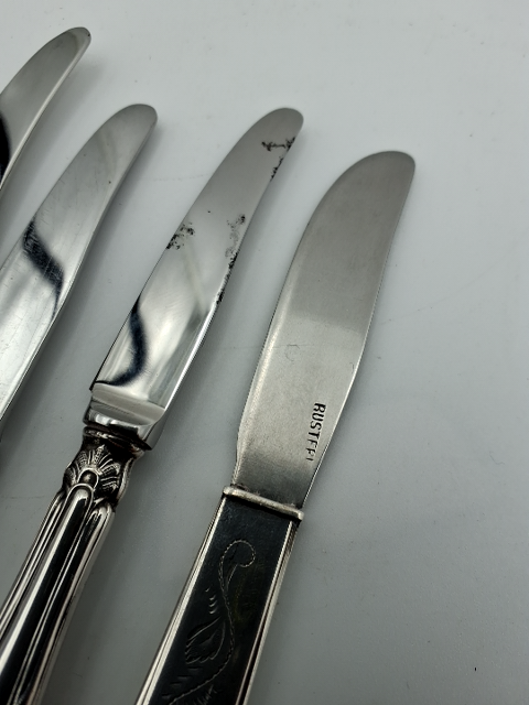 Raadvad smør knive. 4 stk.