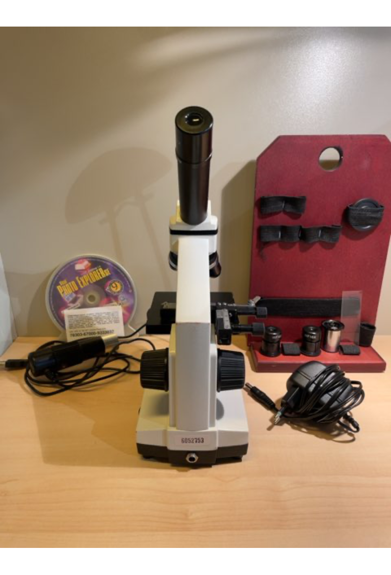 Mikroskop. Bredder Biolux AL