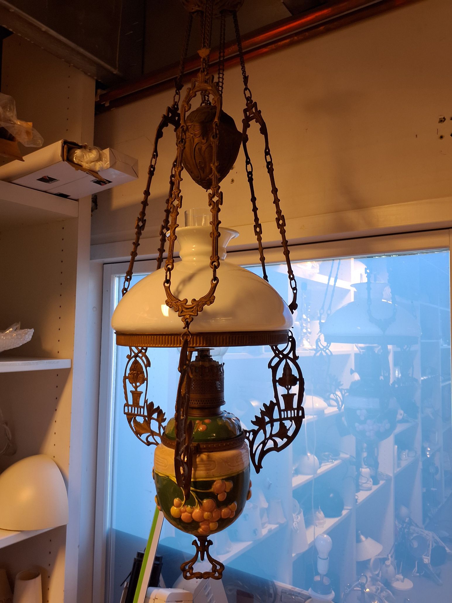 Loft-petroleumslampe i jugendstil