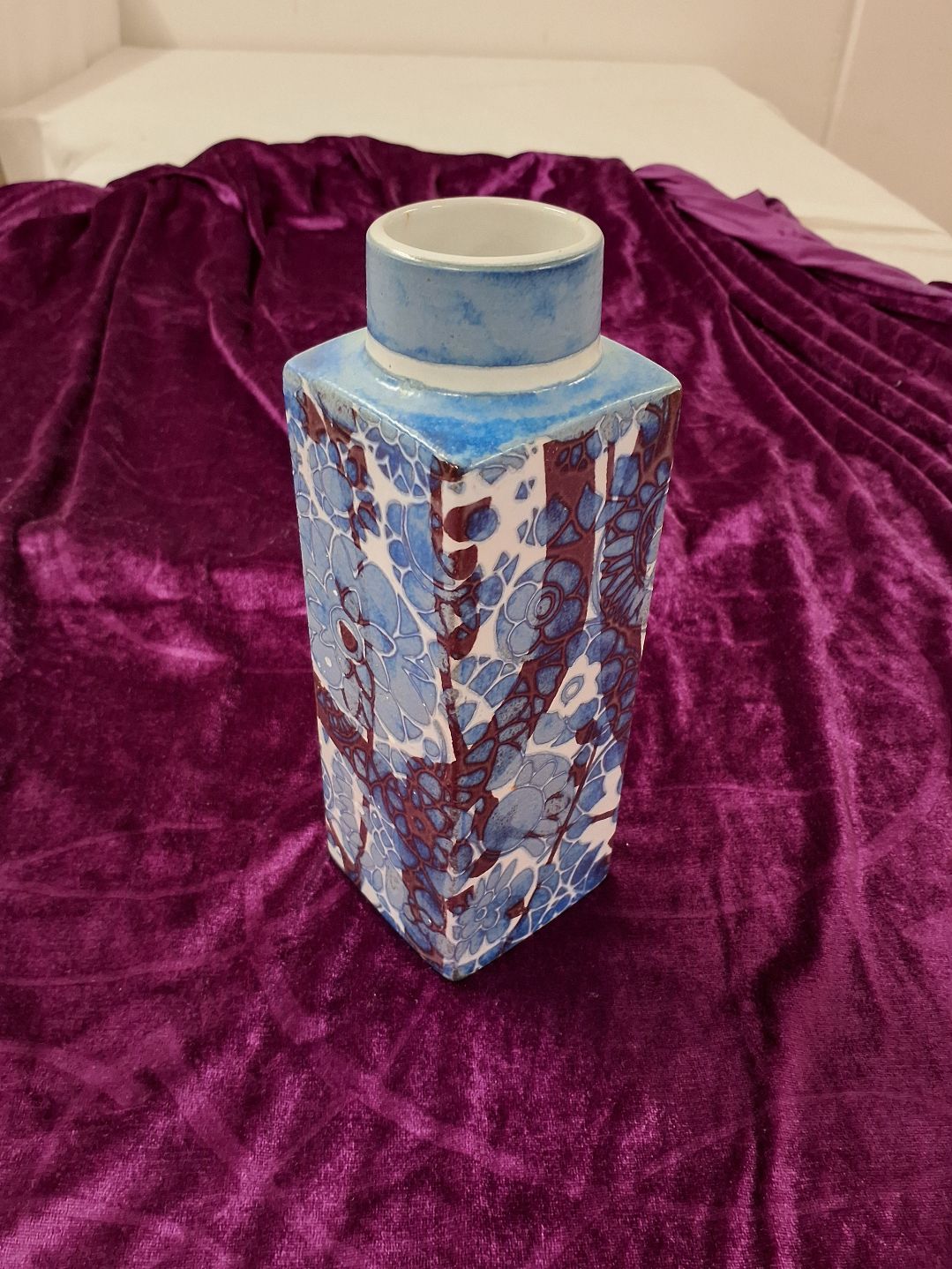 Fajance vase