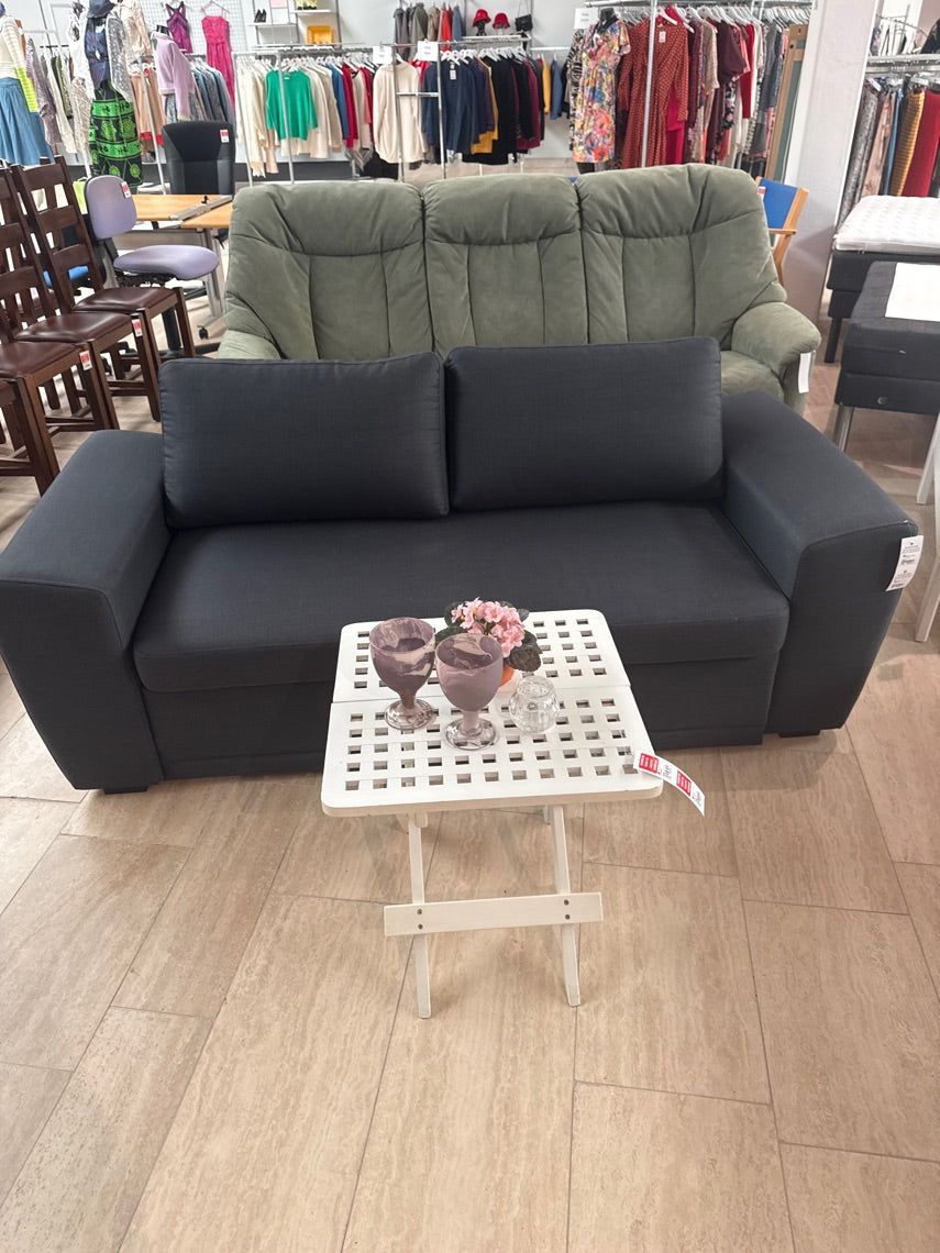 Sovesofa i grå