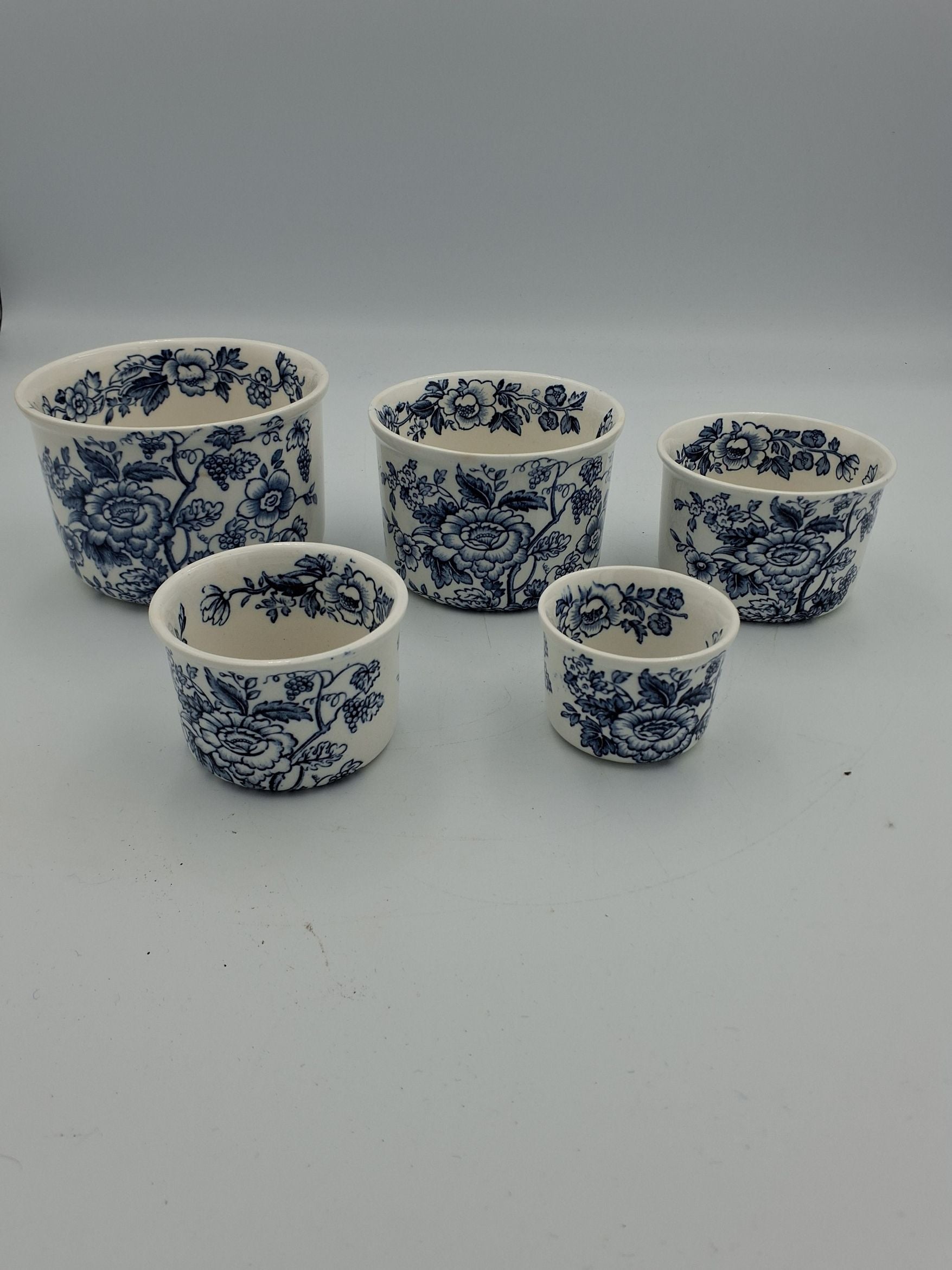 Windmere skålesæt fra Wedgwood & Co.