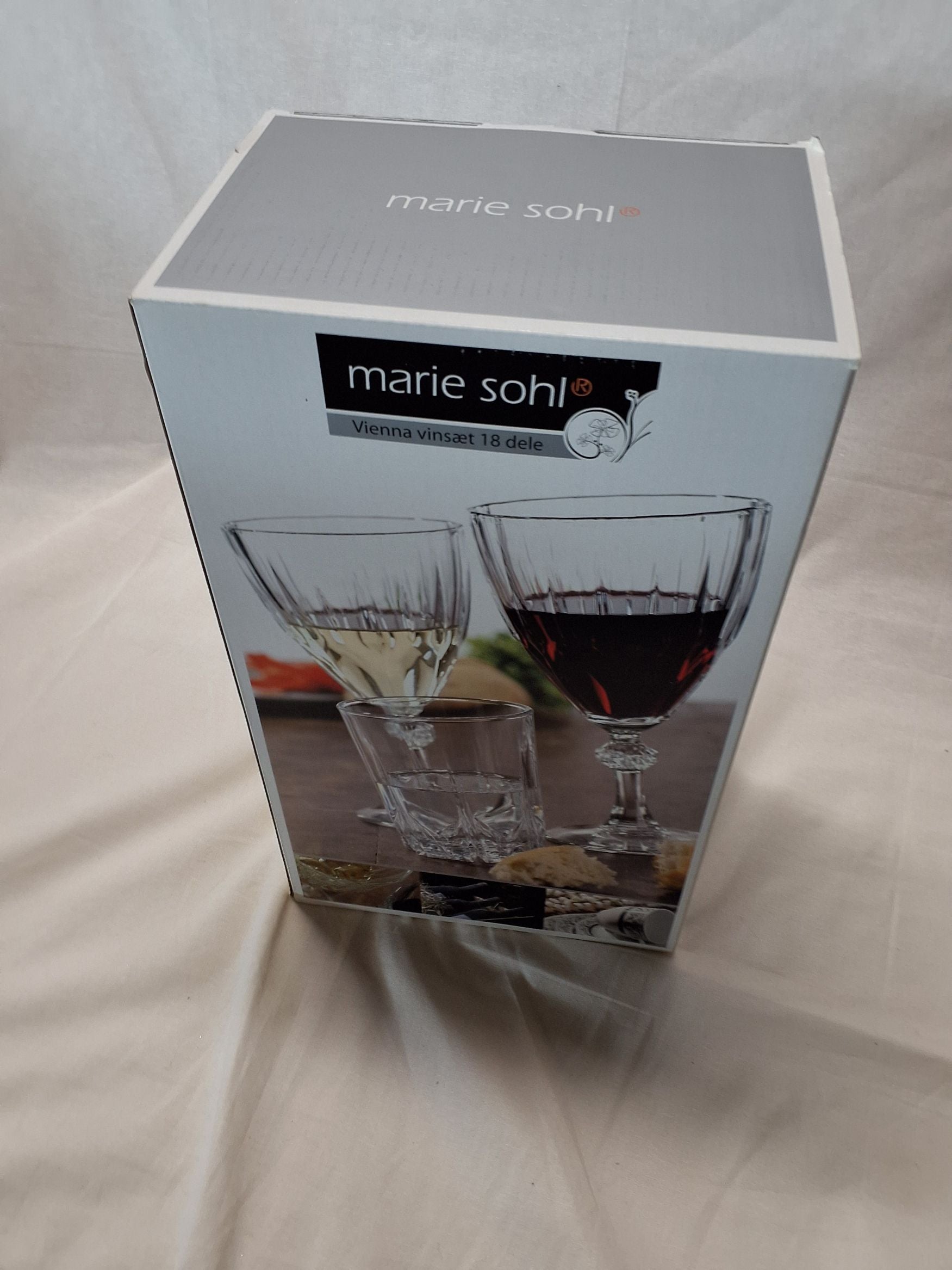 Marie Sohn glas