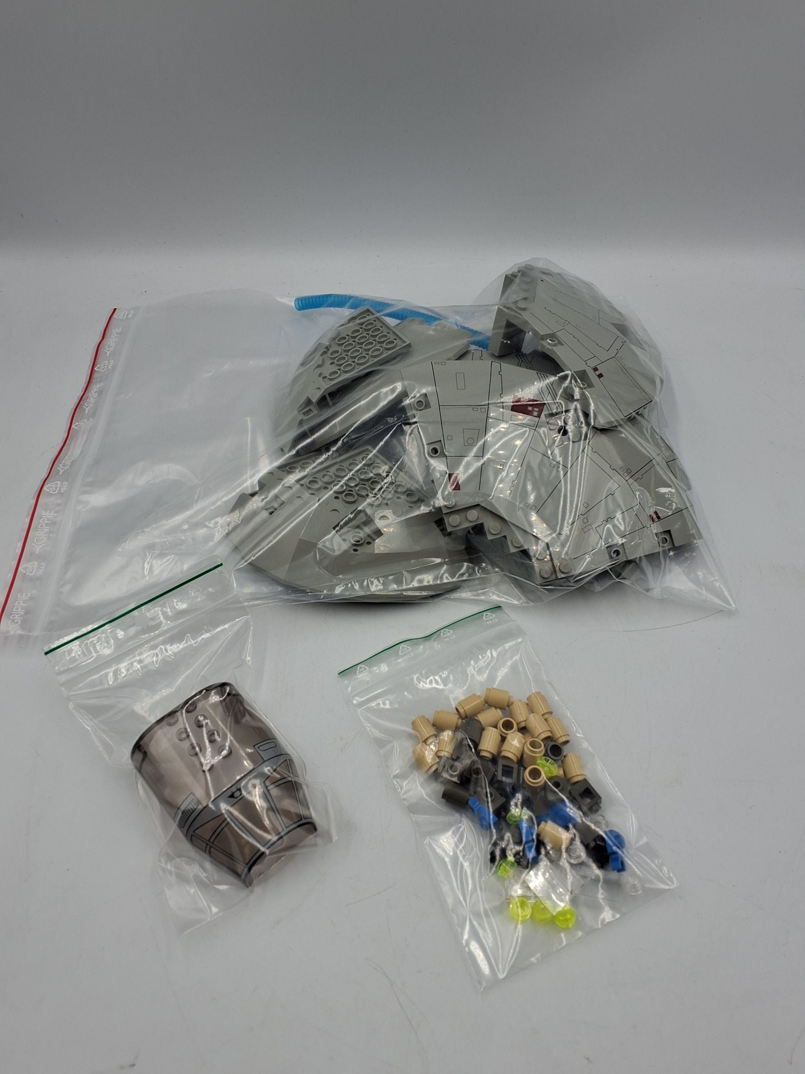 Vintage Lego Star Wars Millennium Falcon