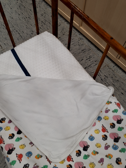 Babyseng vintage træ