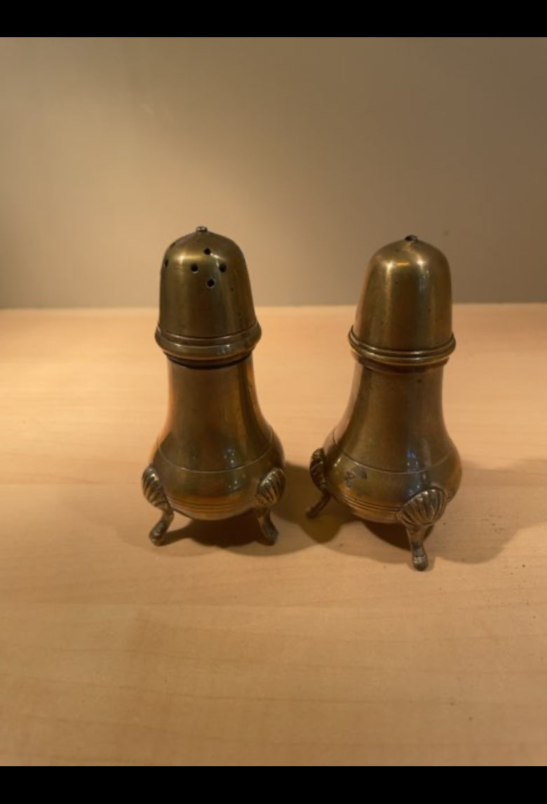 Gammelt salt & peber sæt i messing