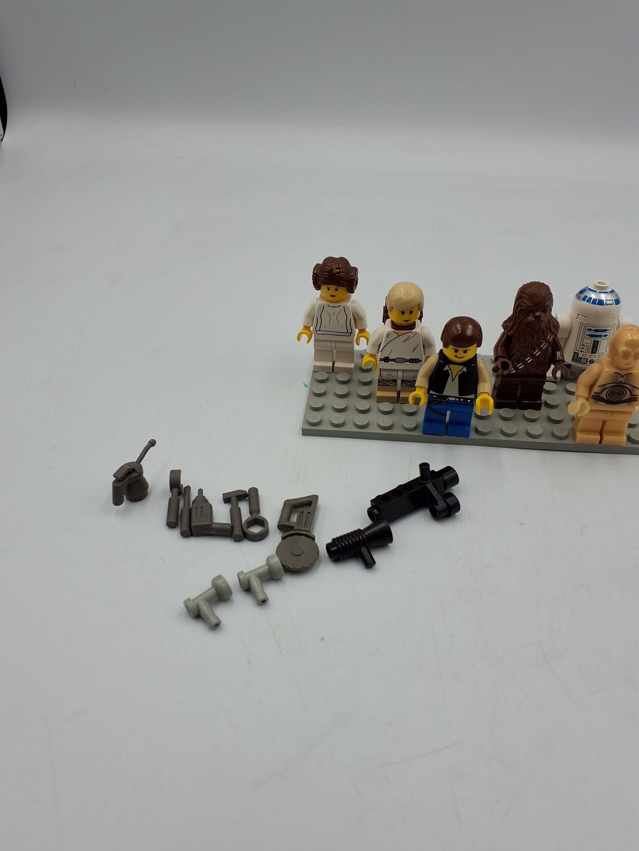 Vintage Lego Star Wars Millennium Falcon