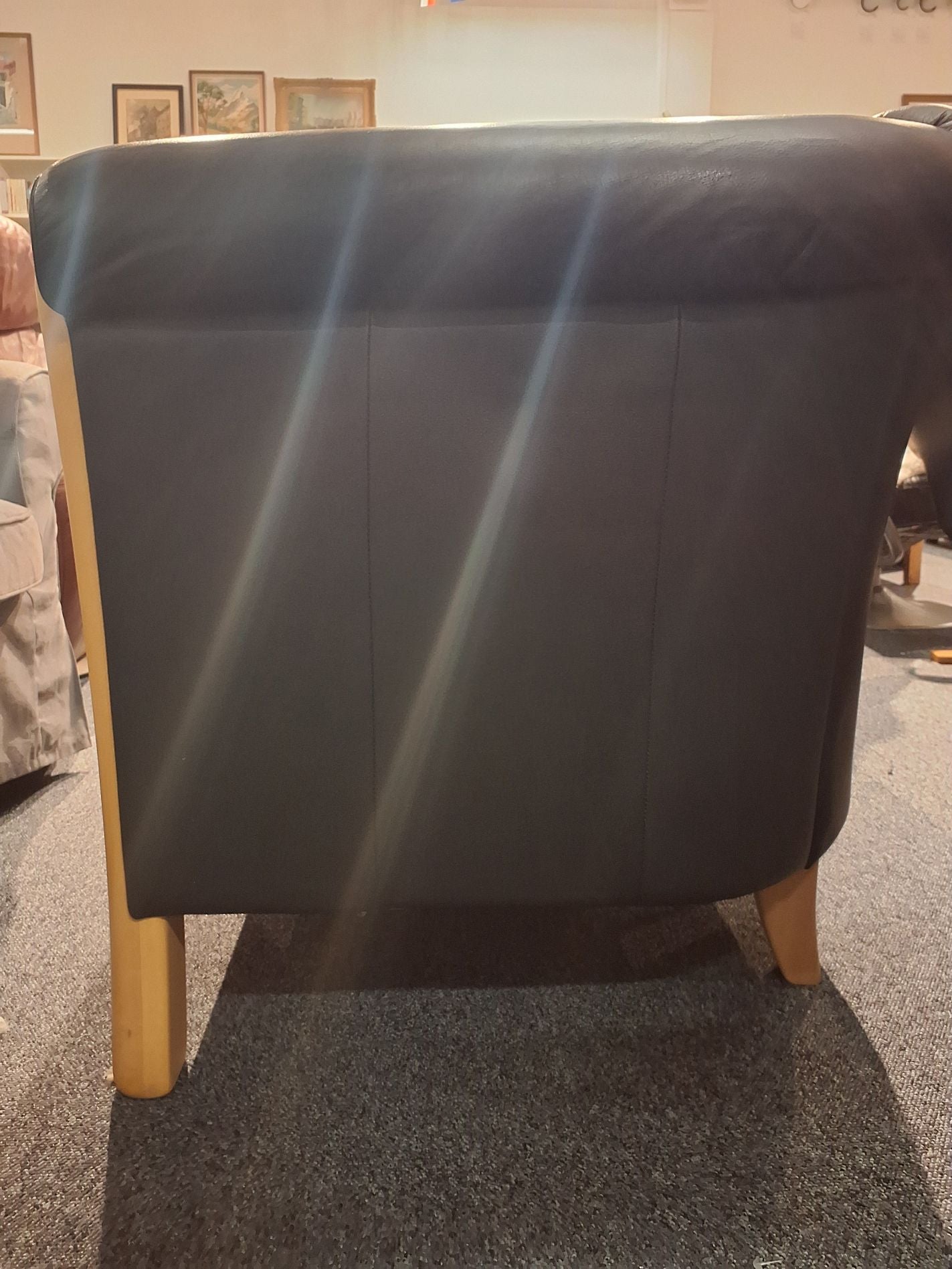 Sort lædersofa