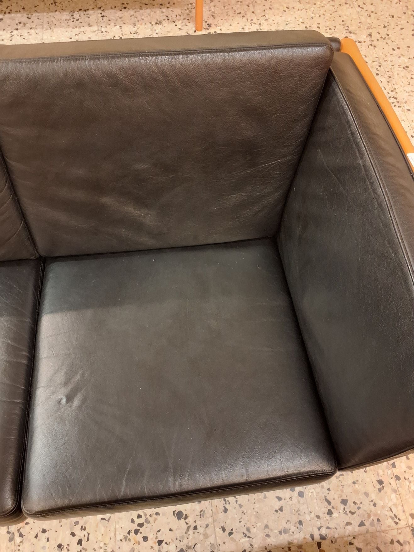 2 personers sofa Stouby