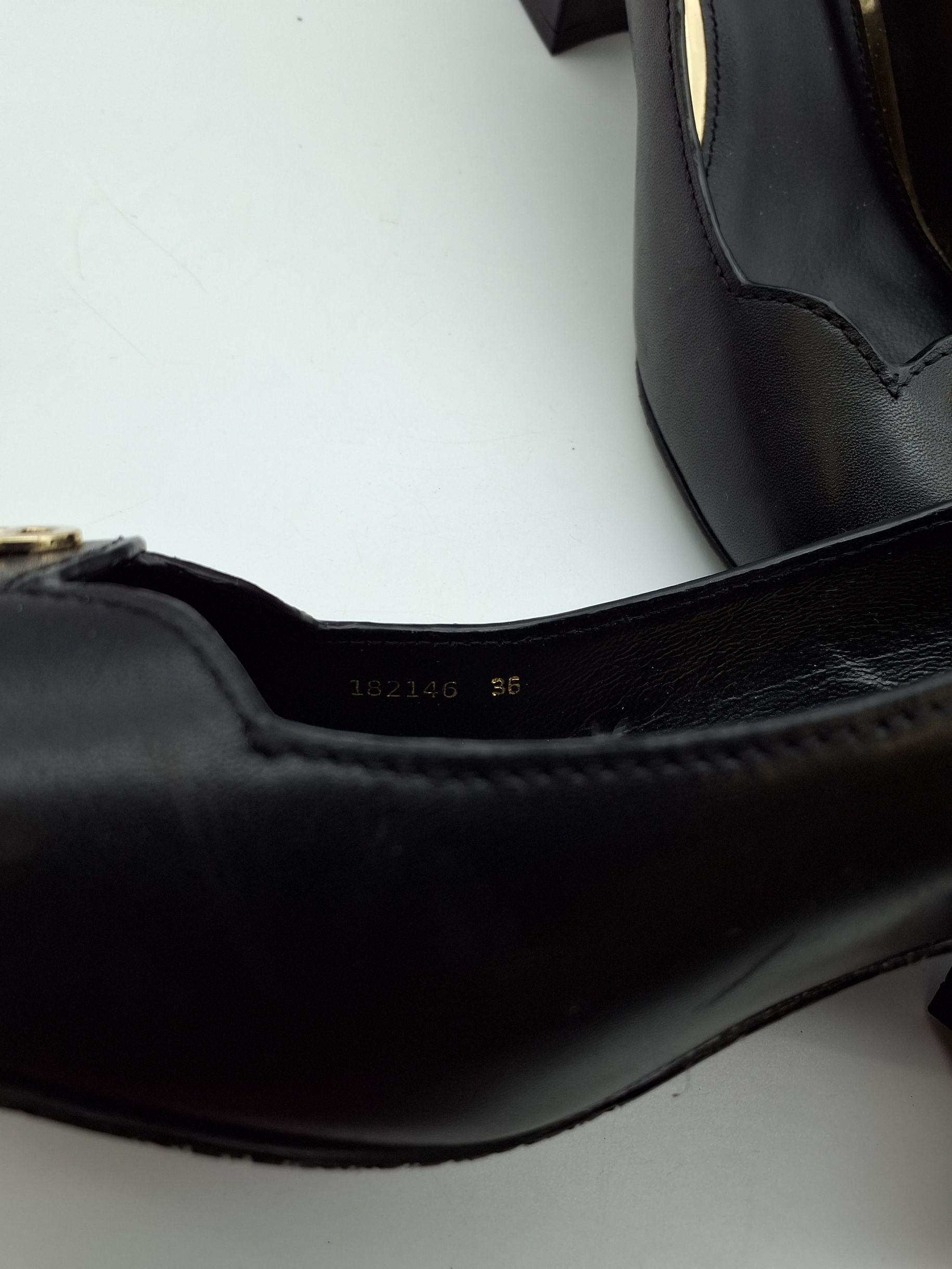 Aigner Pumps