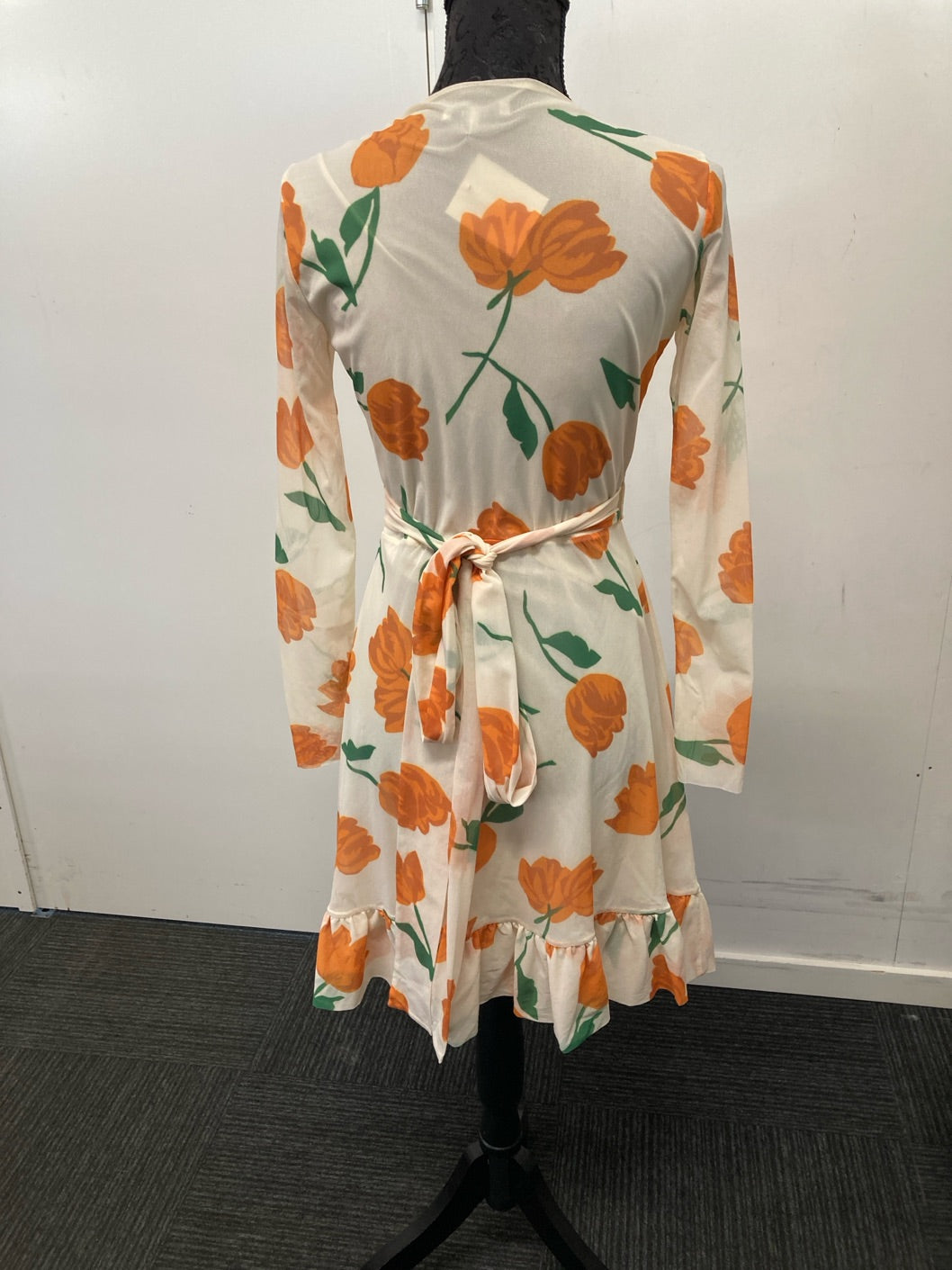 Ganni Kjole orange blomster